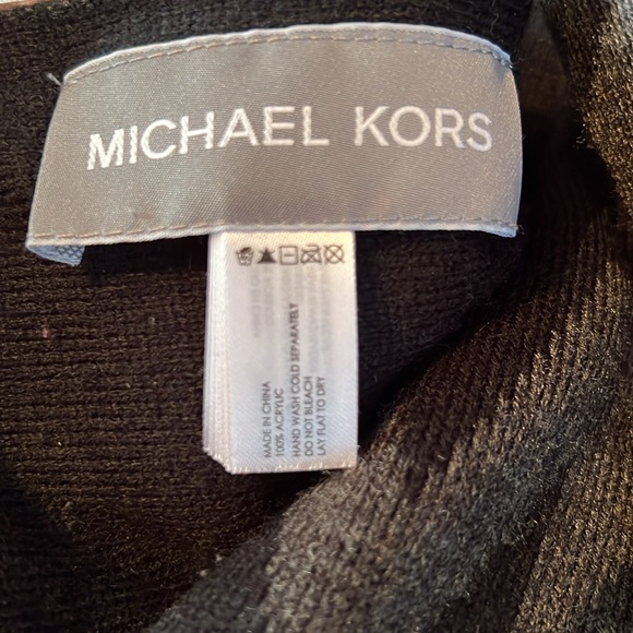Michael Kors MK Scarf Gray Black Reversible Soft 66” x 9.75”Unisex - Picture 2 of 4